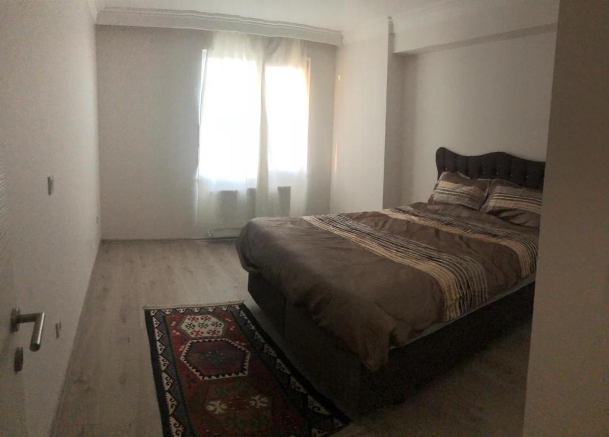 Daire Barbaros Hayrettin Pasa Mahallesi, 2302. Sokak D:2a/1, 34522 Esenyurt/istanbul, Turkije